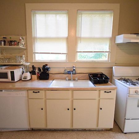 Cajun Hostel Downtown Lafayette Εξωτερικό φωτογραφία
