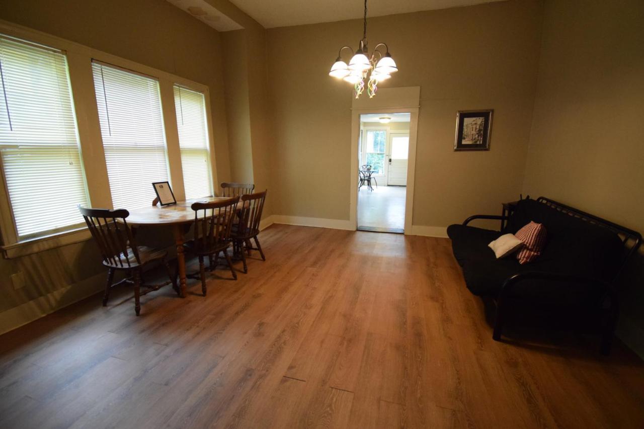 Cajun Hostel Downtown Lafayette Εξωτερικό φωτογραφία